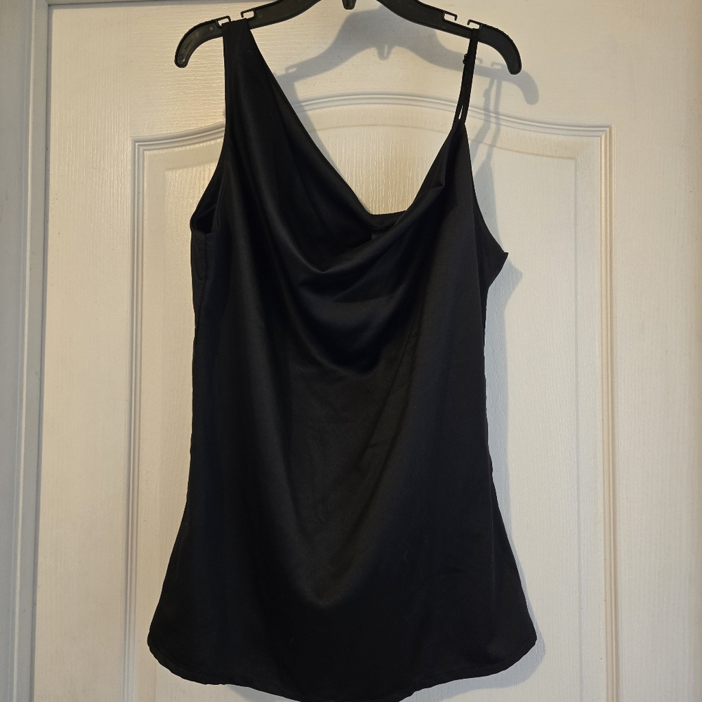 Venti6 Oriana Lifestyle - Black Top NWT USA Made In Italy Sz M